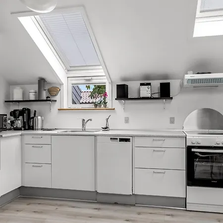 Dior - 800m From The Sea By Interhome Feriehus
